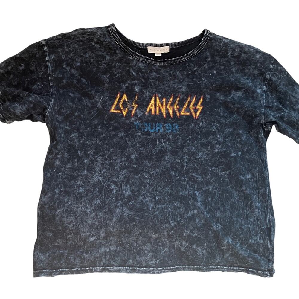 La Hearts Black Gray Short Sleeve Tee with Los Angeles Graphic Small